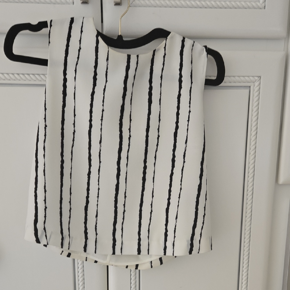 Vince Camuto Black and White Striped Blouse